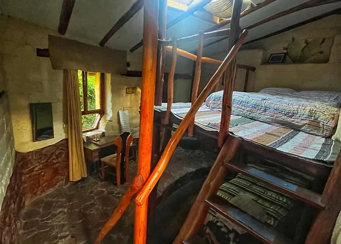 Chullpas Lodge *